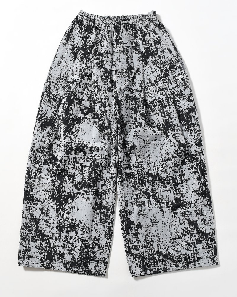 ATHLETE BAGGY WITH Reebok IN WINTER SCENERY -SNOWVEIL-