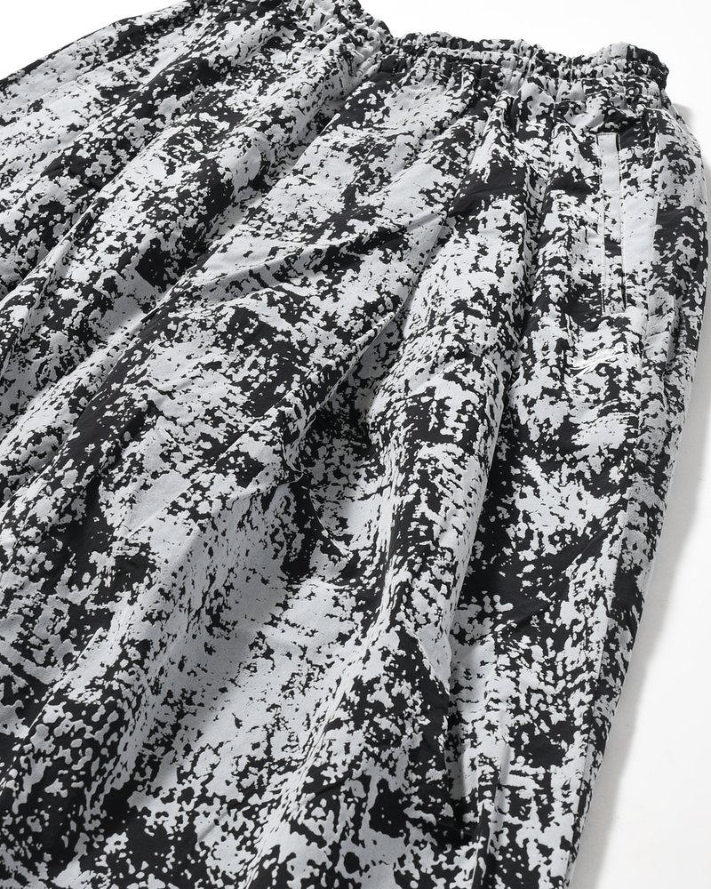ATHLETE BAGGY WITH Reebok IN WINTER SCENERY -SNOWVEIL-