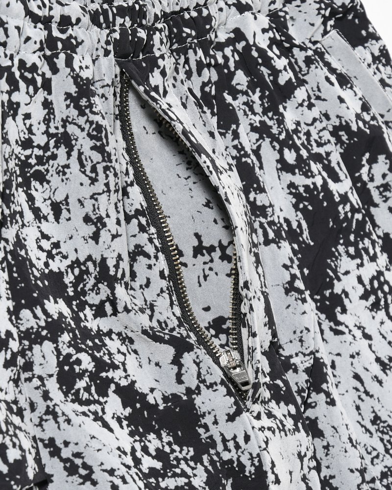 ATHLETE BAGGY WITH Reebok IN WINTER SCENERY -SNOWVEIL-