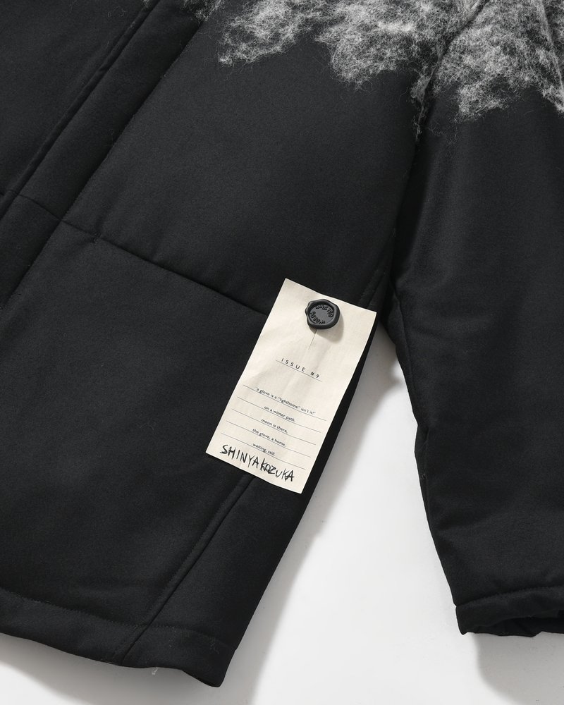 JANUARY COAT IN WINTER SCENERY -NIGHT BLACK-