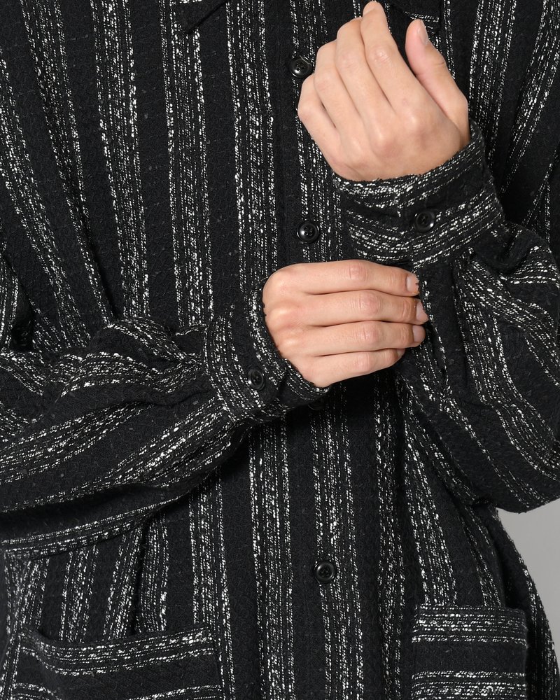ROOMY SHIRT -BLACK WITH SNOW-