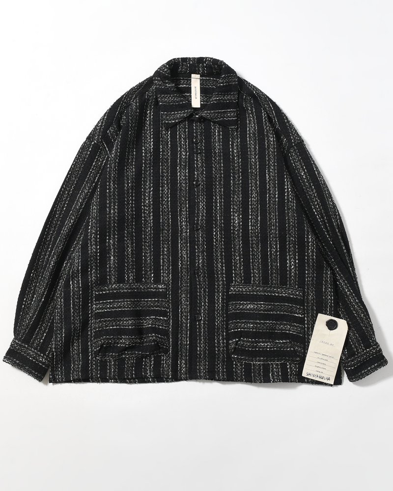 ROOMY SHIRT -BLACK WITH SNOW-
