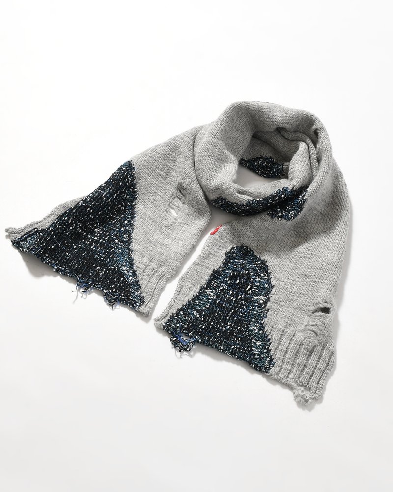 VISIBLE DARNING SCARF -GRAY-