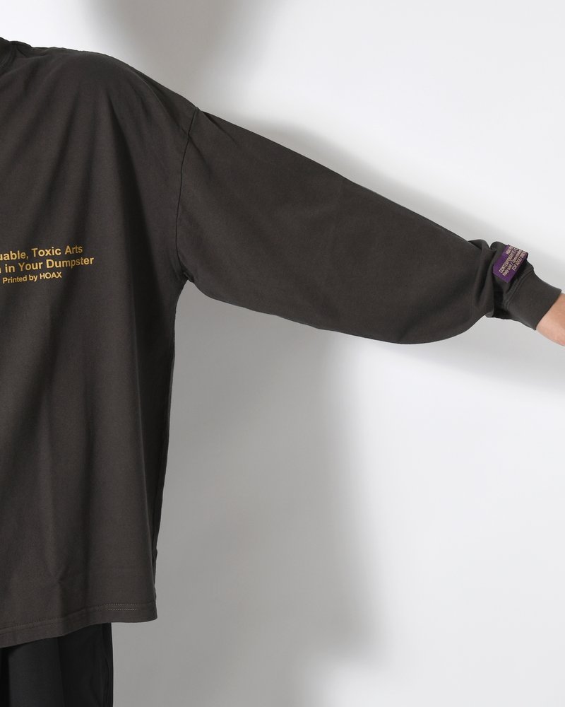 DUMPSTER L/S TEE -CHARCOAL-