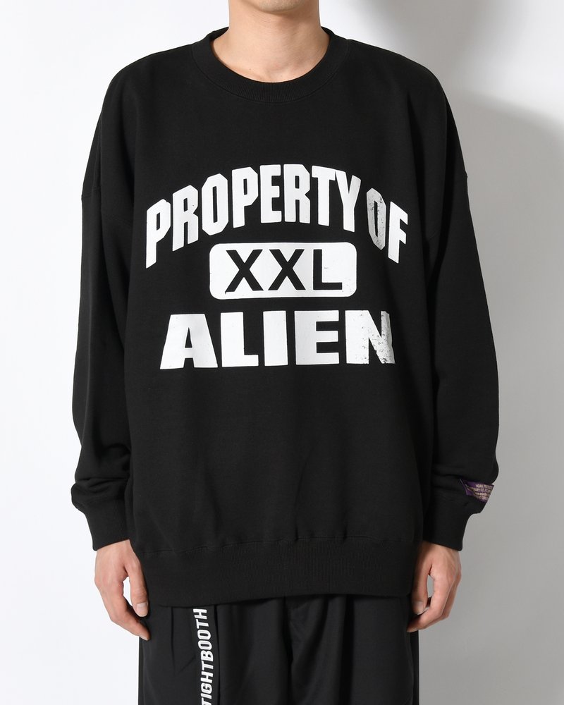 XXL CREWNECK SWEATSHIRT -BLACK-