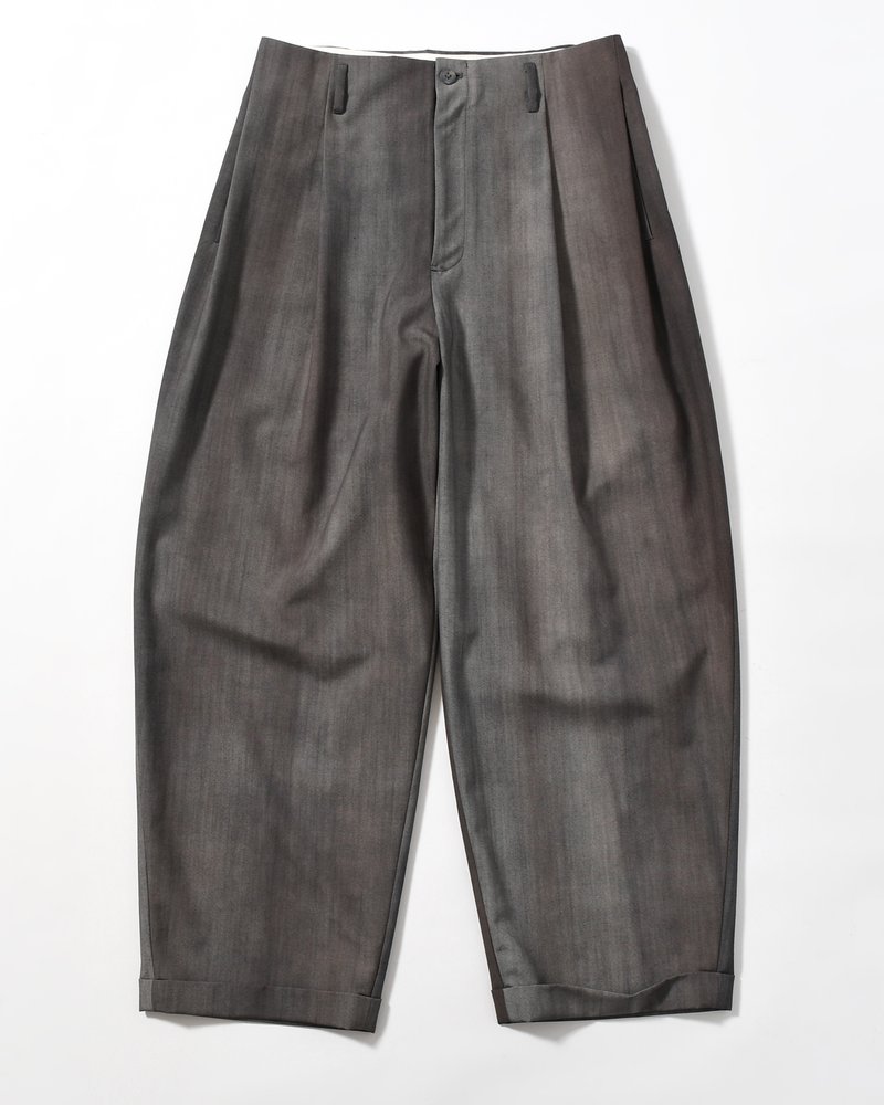 TWO TUCK TROUSERS Bishu Japan Flow dyeing FAB -SUMI-