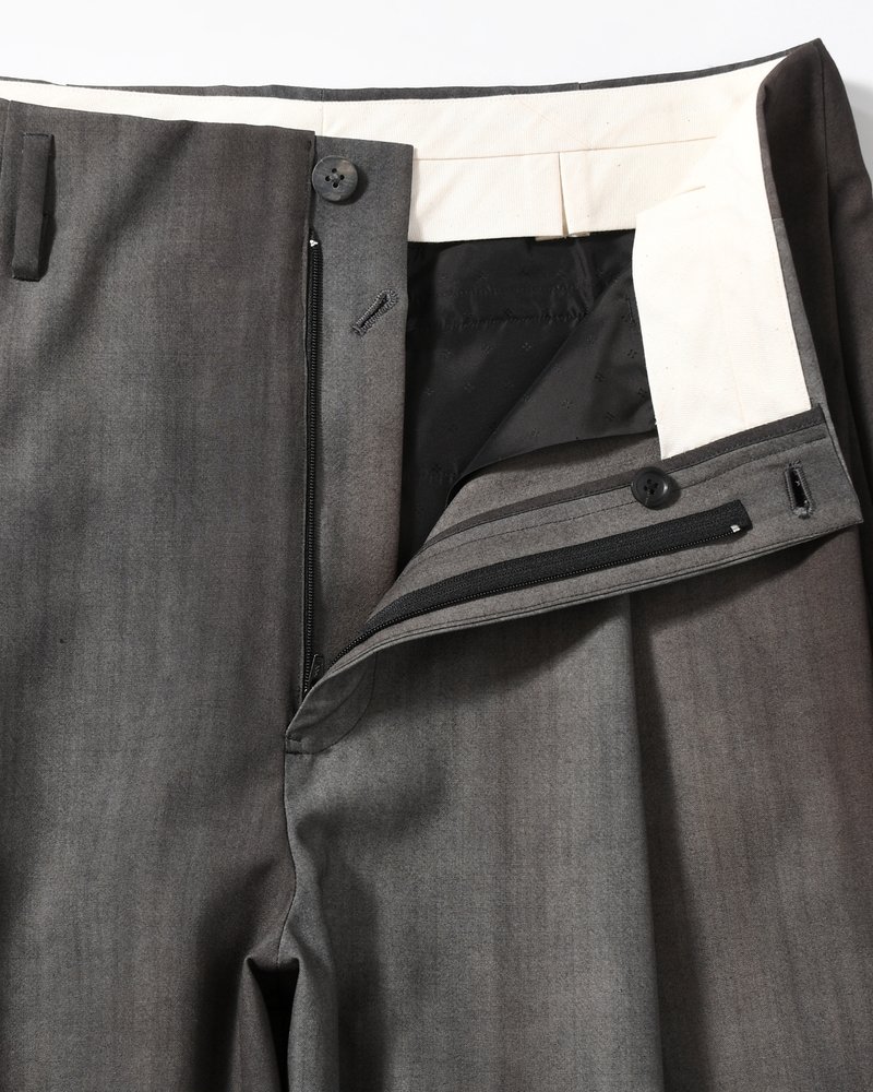TWO TUCK TROUSERS Bishu Japan Flow dyeing FAB -SUMI-
