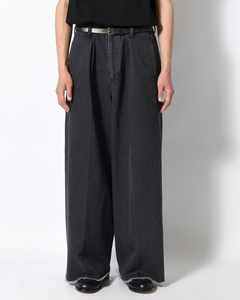 TUCK-BAGGY TYPE 3 Surface dyeing Denim -FADE BLACK-
