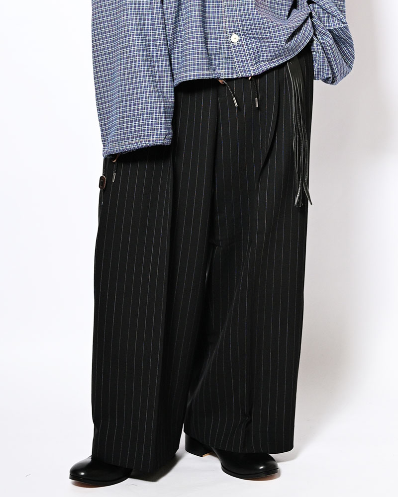 PLEATS BONDED WOOL PT -BLACK-
