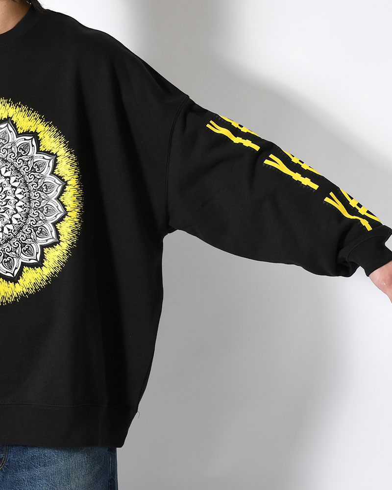 CREW SWEAT BY YAS -BLACK-