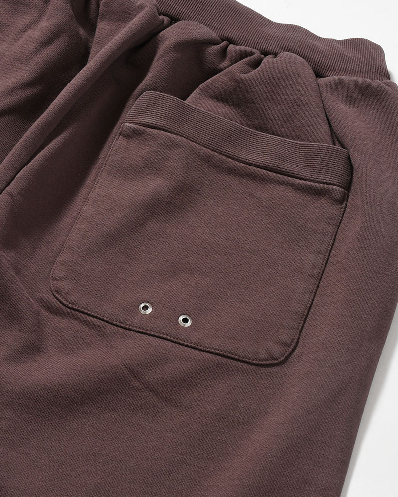 NOCTIS (BAGGY SWEAT PANTS) CUT OFF -BROWN-