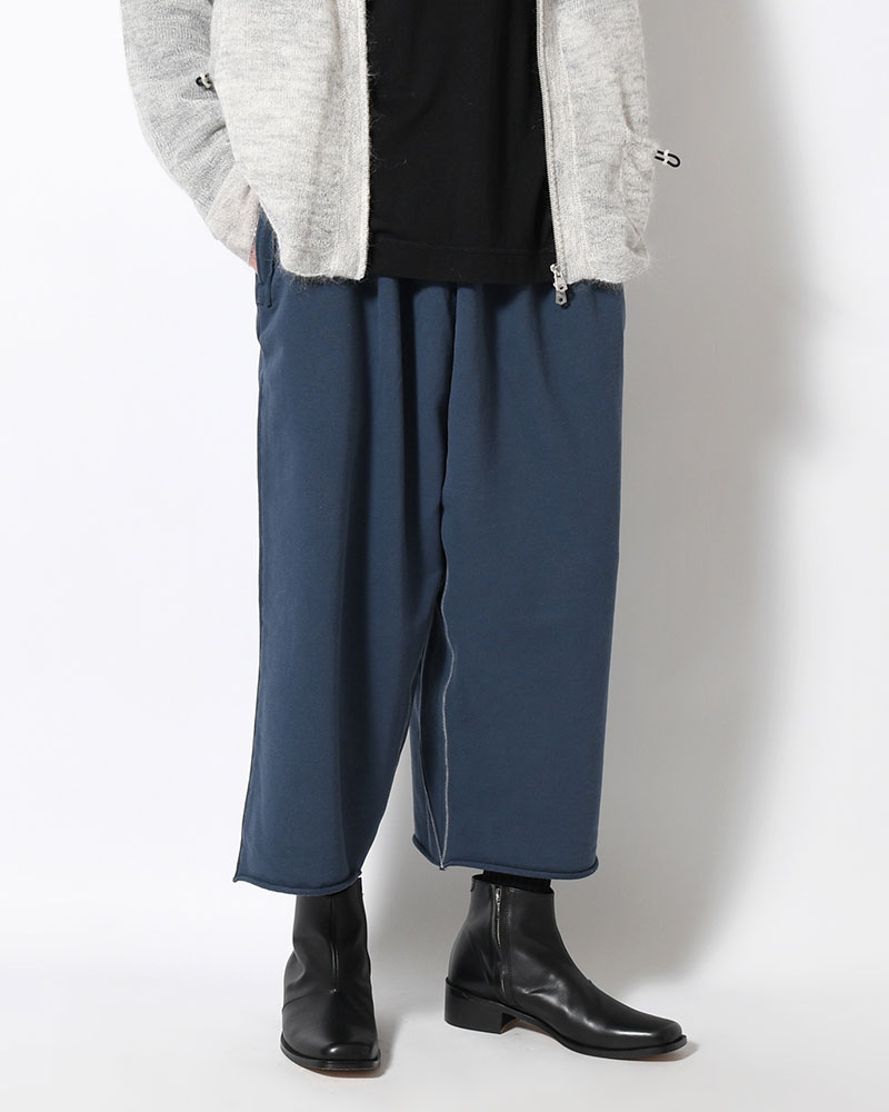 NOCTIS (BAGGY SWEAT PANTS) CUT OFF -NAVY-