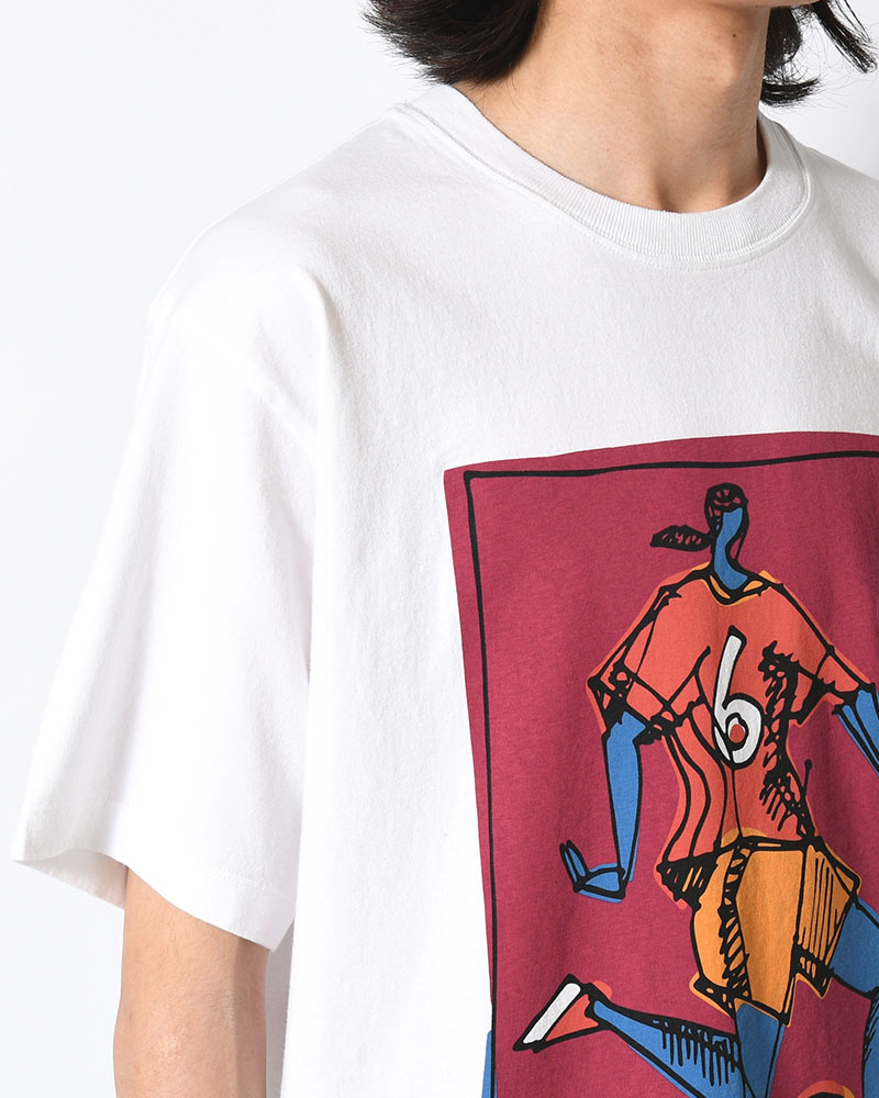KICKED AROUND T-SHIRT -WHITE-