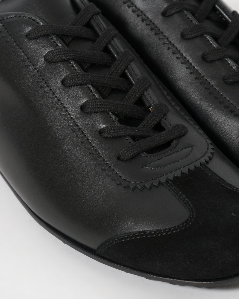 SWEDISH MILITARY TRAINER -BLACK-