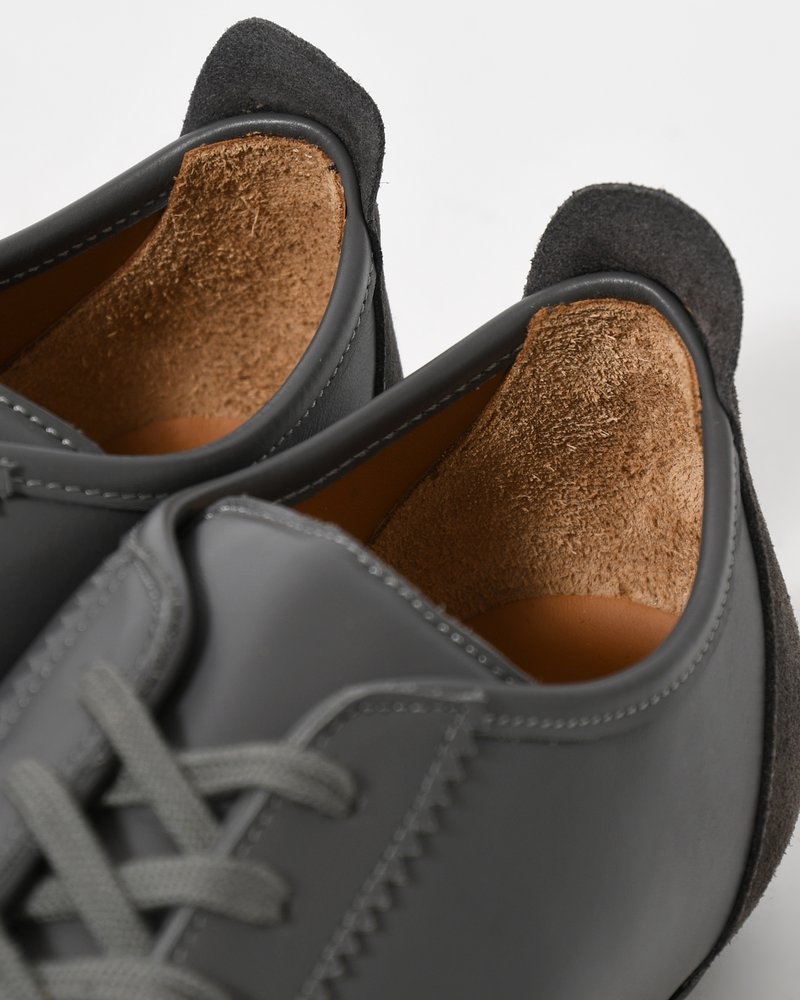 SWEDISH MILITARY TRAINER -GRAY-