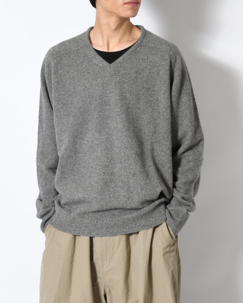RACOON V-NECK KNIT -GREY-
