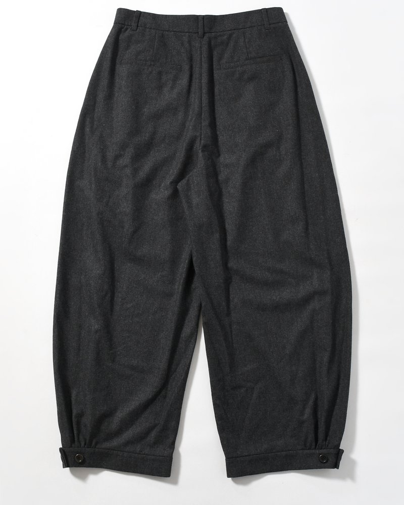 MEN'S WOOL SHIRRING PANTS -CHARCOAL-
