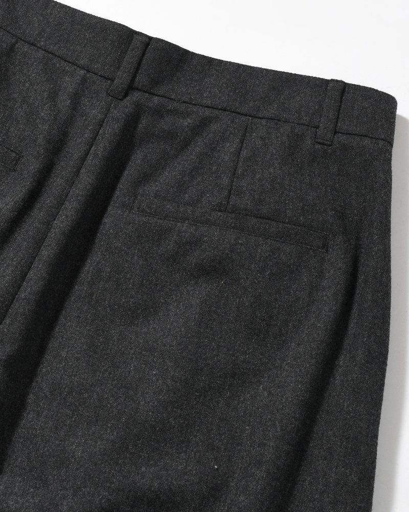 MEN'S WOOL SHIRRING PANTS -CHARCOAL-