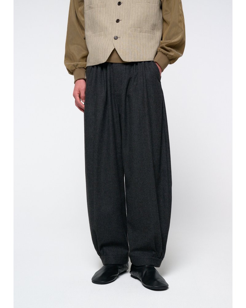 MEN'S WOOL SHIRRING PANTS -CHARCOAL-