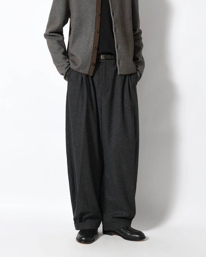 MEN'S WOOL SHIRRING PANTS -CHARCOAL-