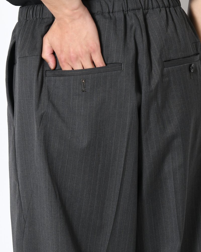 ISLE SLACKS -GREY STRIPE-