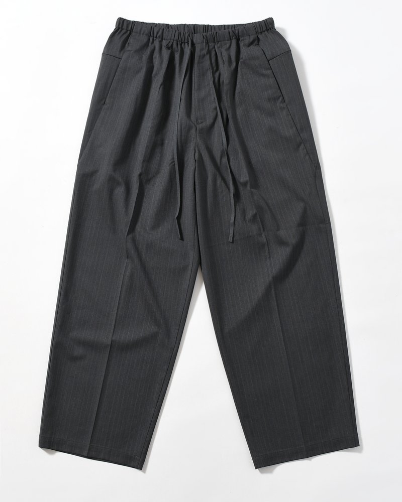 ISLE SLACKS -GREY STRIPE-