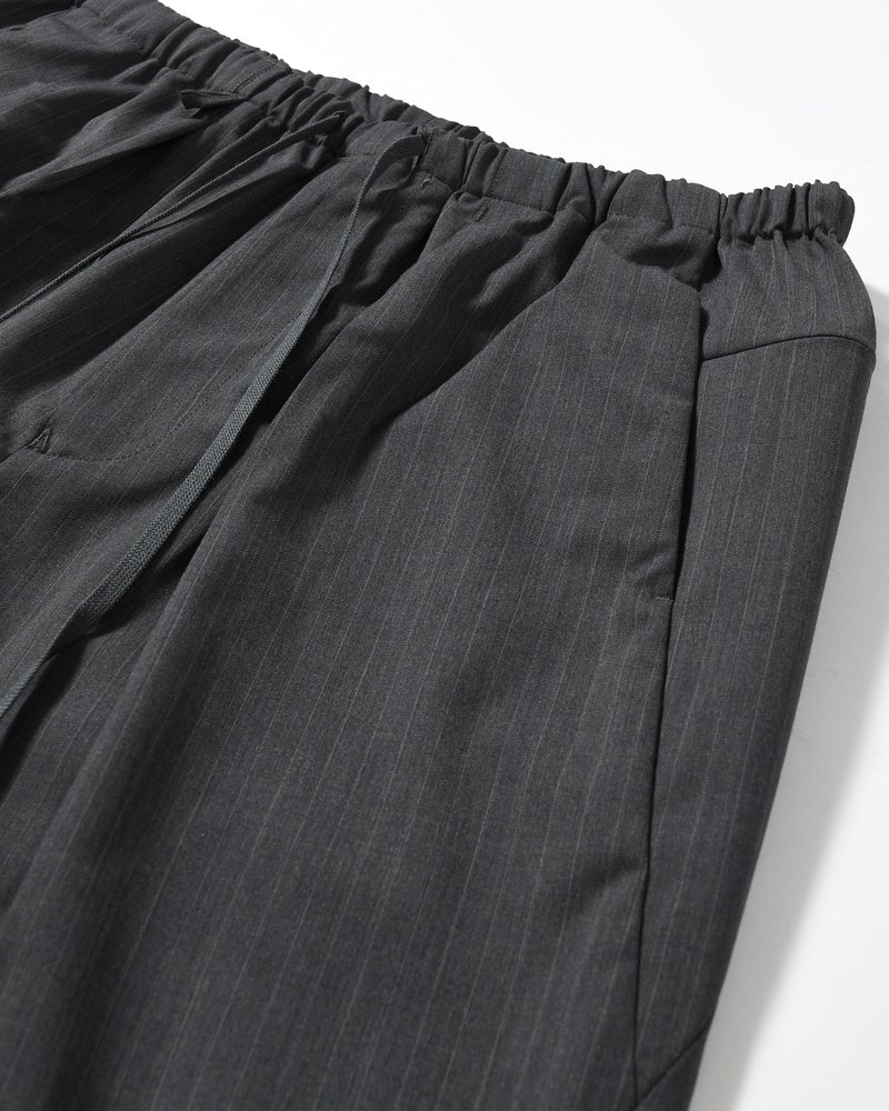 ISLE SLACKS -GREY STRIPE-