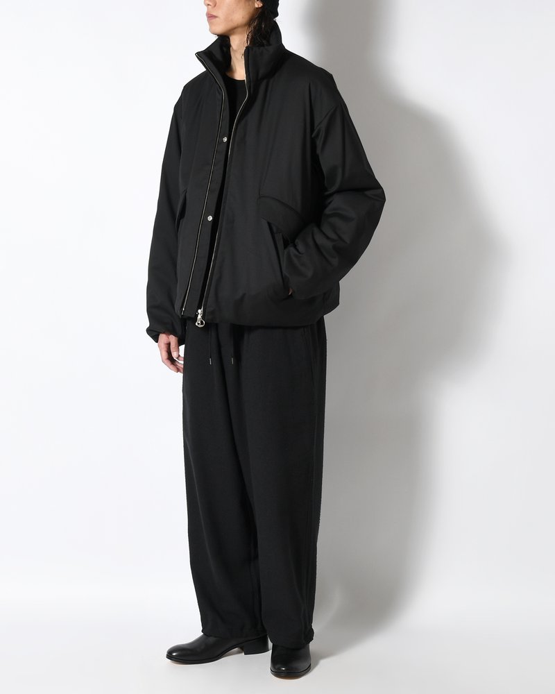 ARC ZIPUP PUFF JKT -BLACK-