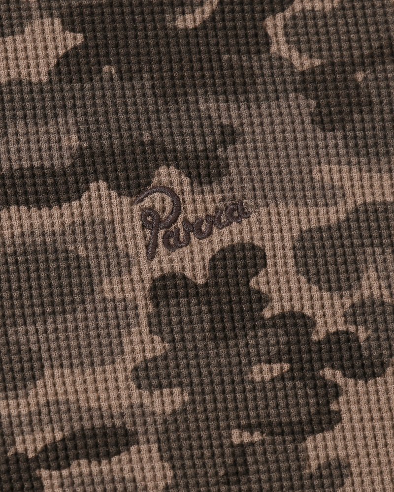 CAMO WOOFLES LONG SLEEVE T-SHIRT -BROWN-