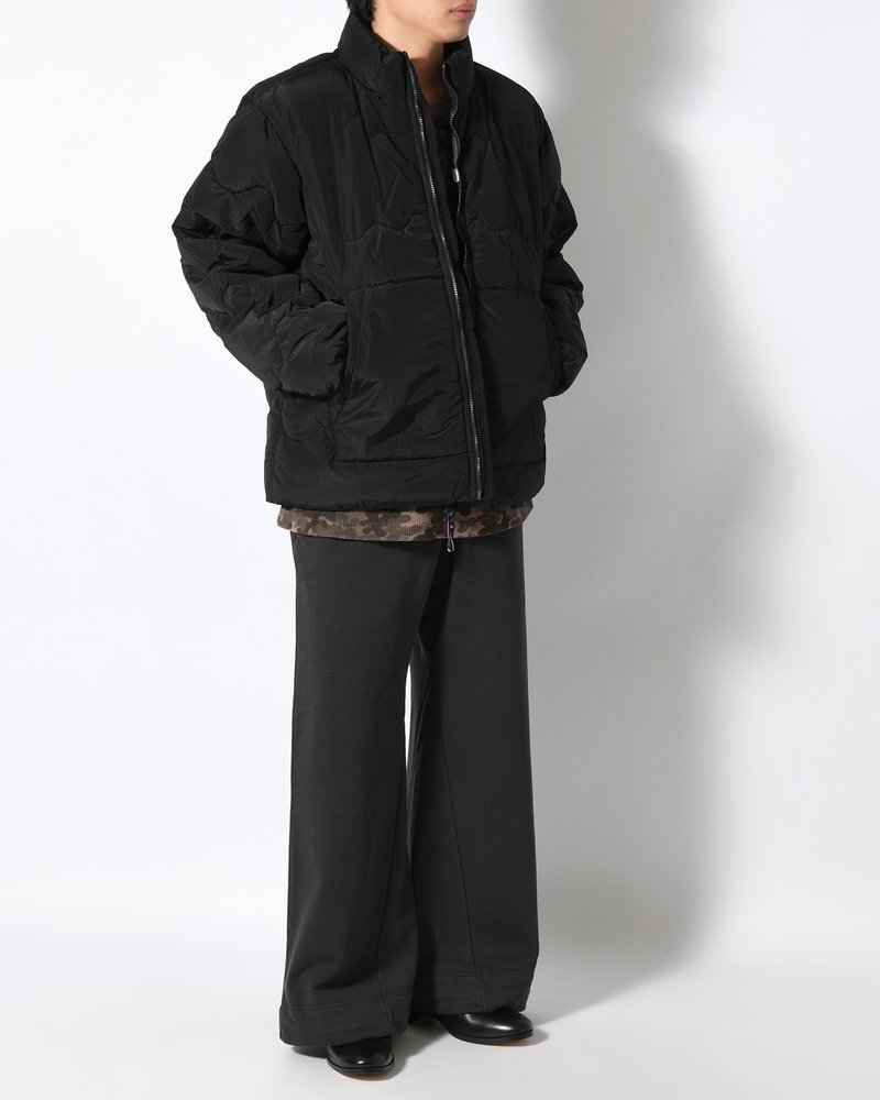 WAVY PUFFER JACKET -BLACK-