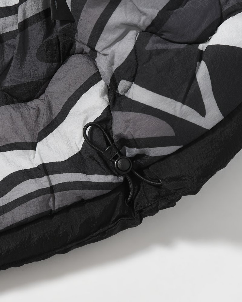 WAVY PUFFER JACKET -BLACK-