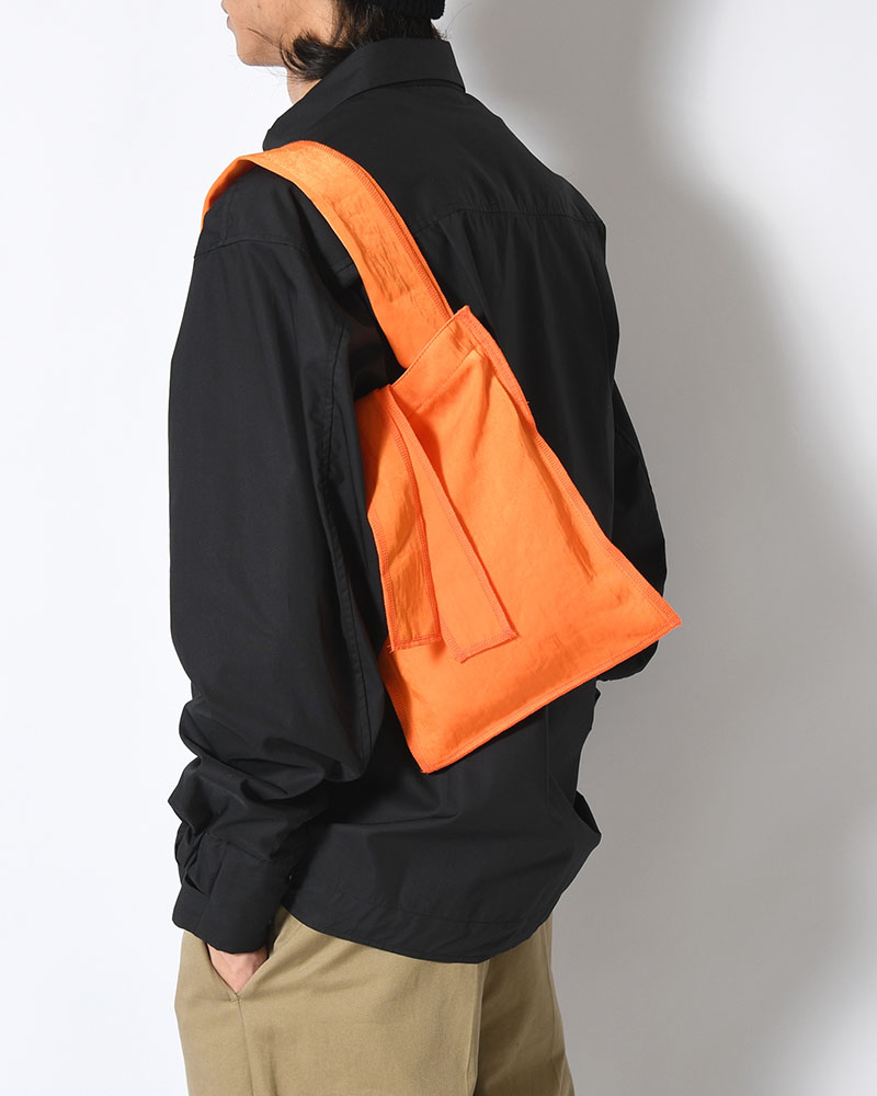 MARY INSIDE OUT TOTE - S / CERATO BRIGHT - 26Q1 -ORANGE-