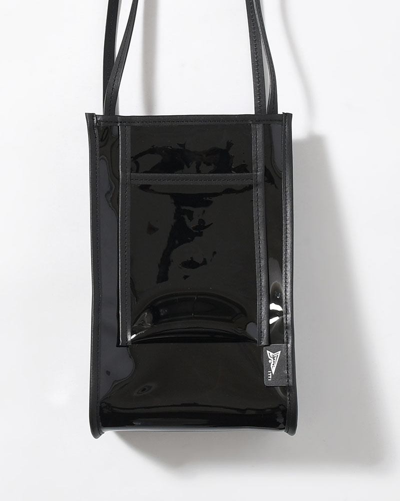 MICHELLE OUTPOCKET ONEMILE TOTE / HYOMA -BLACK-