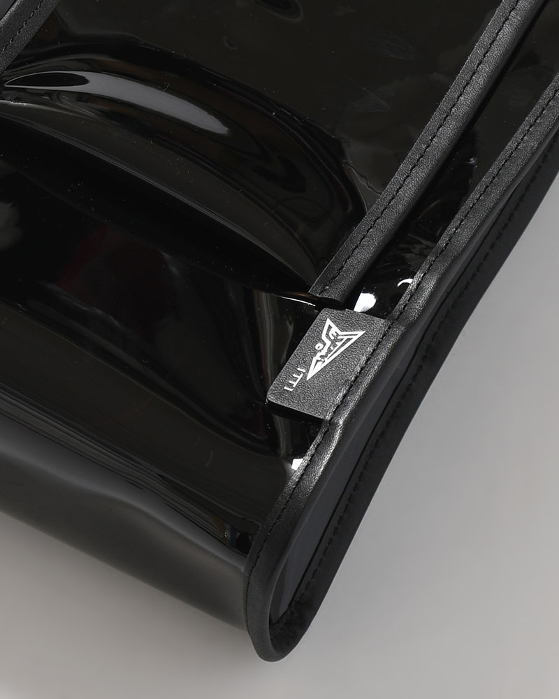 MICHELLE OUTPOCKET ONEMILE TOTE / HYOMA -BLACK-