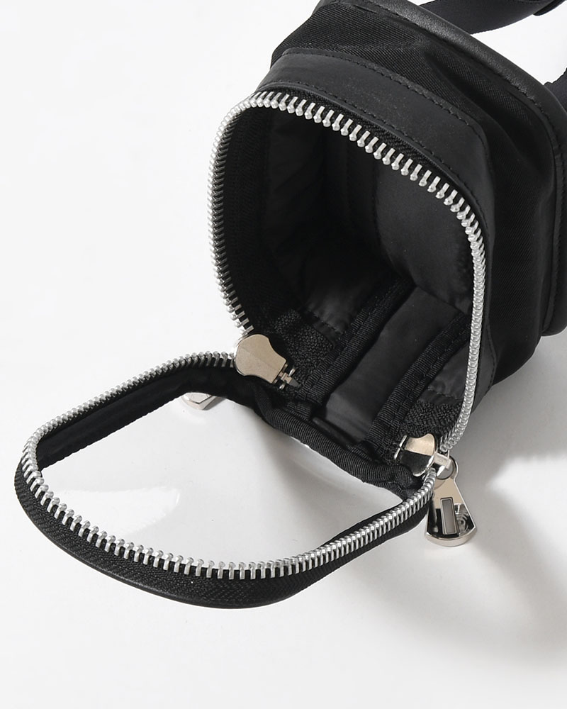MICHELLE COLLECTION POUCH / CERATO BRIGHT H -BLACK-