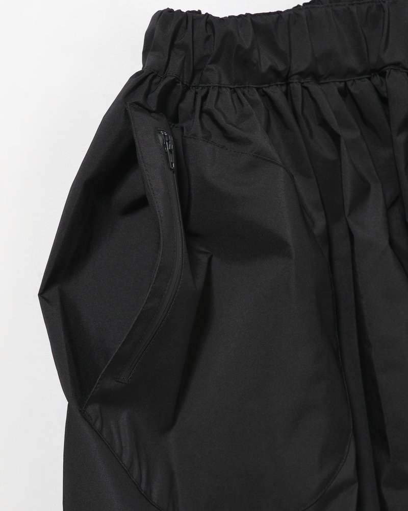 UNISEX POLAR x TECHNICAL NYLON SKIRT -BLACK-