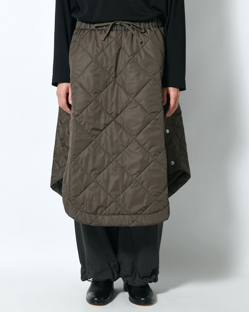 UNISEX QUILTED SKIRT -KHAKI-