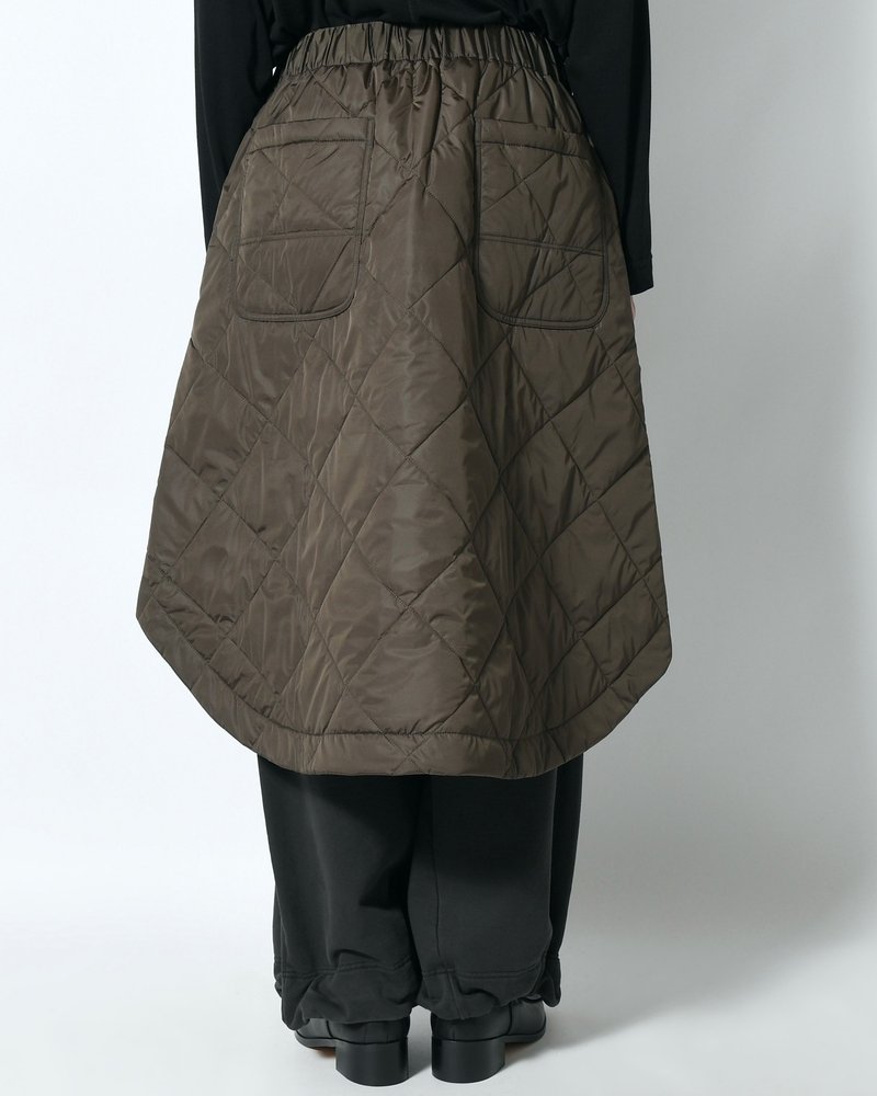 UNISEX QUILTED SKIRT -KHAKI-
