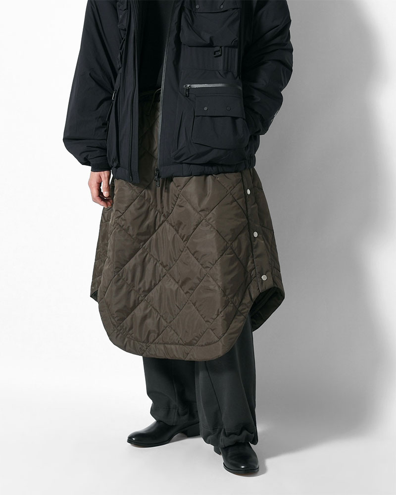 UNISEX QUILTED SKIRT -KHAKI-