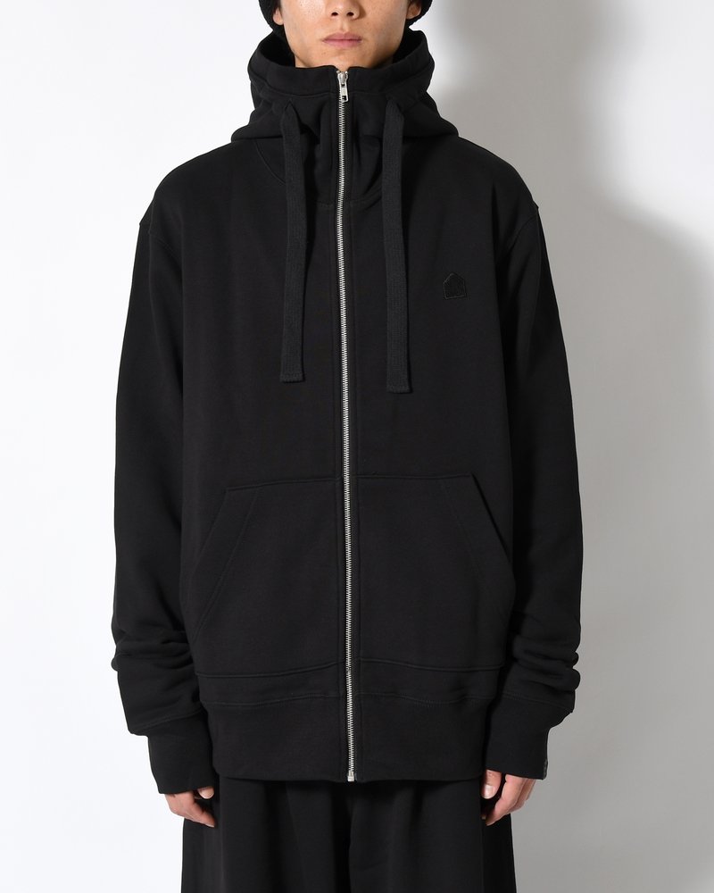 UNISEX HUT EMBROIDERY ZIPPED HOODIE -BLACK-