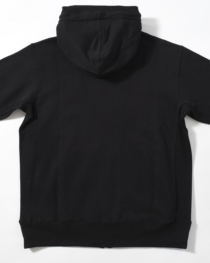 UNISEX HUT EMBROIDERY ZIPPED HOODIE -BLACK-