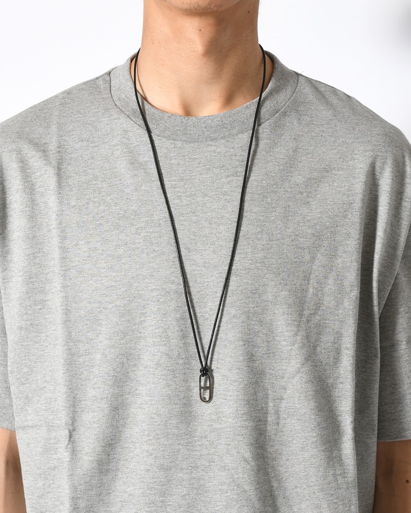 FLAT ANCHOR LEATHER STRING -BLACK-
