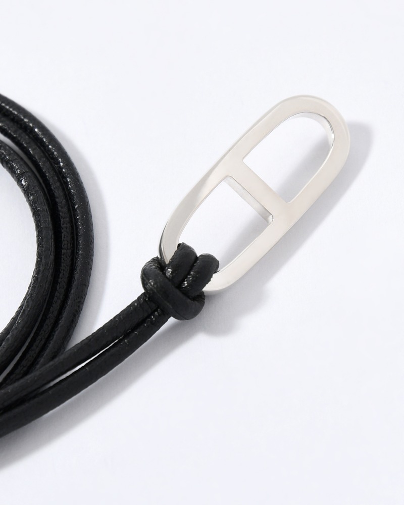 FLAT ANCHOR LEATHER STRING -BLACK-