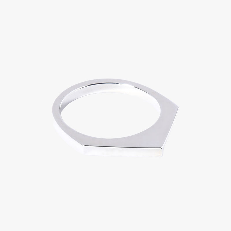 FLAT TRIANGLE RING -SILVER-
