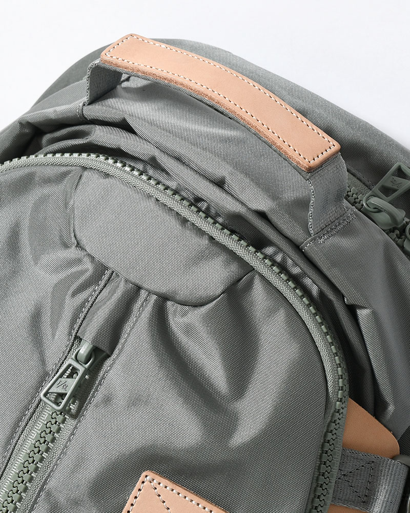 420 re/cor TRAVEL BP -FOLIAGE GREEN-