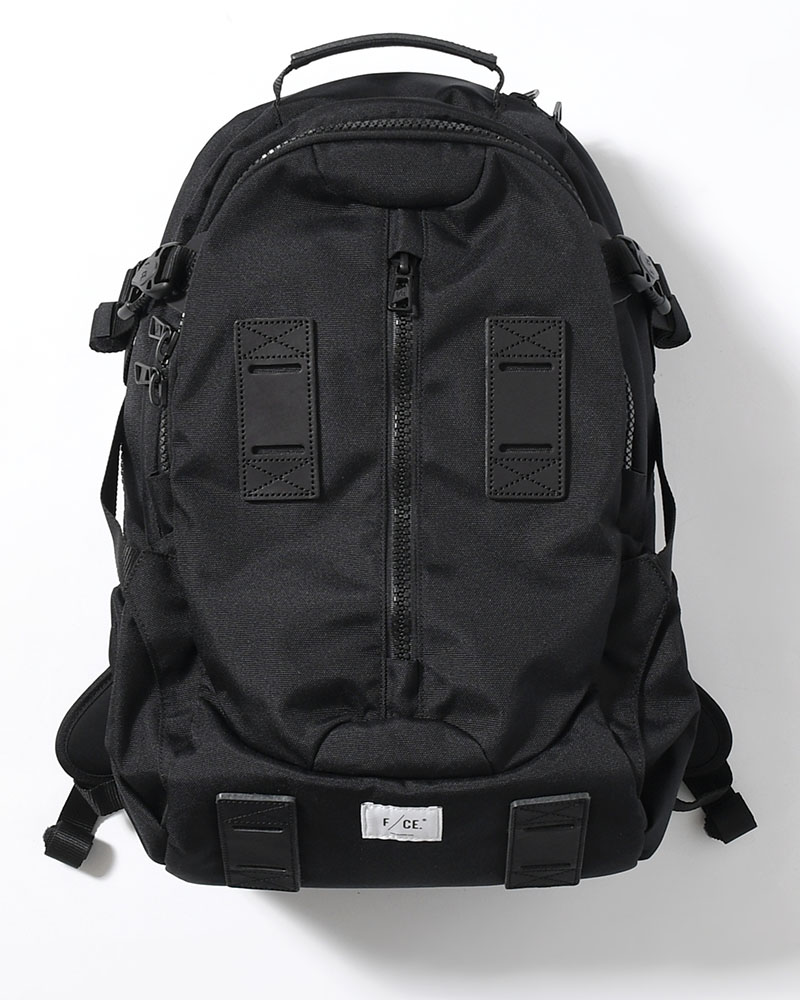 950 TRAVEL BP -BLACK-