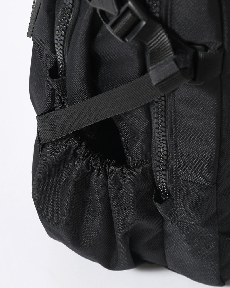 950 TRAVEL BP -BLACK-