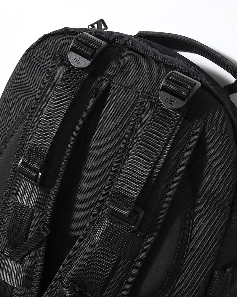 950 TRAVEL BP -BLACK-