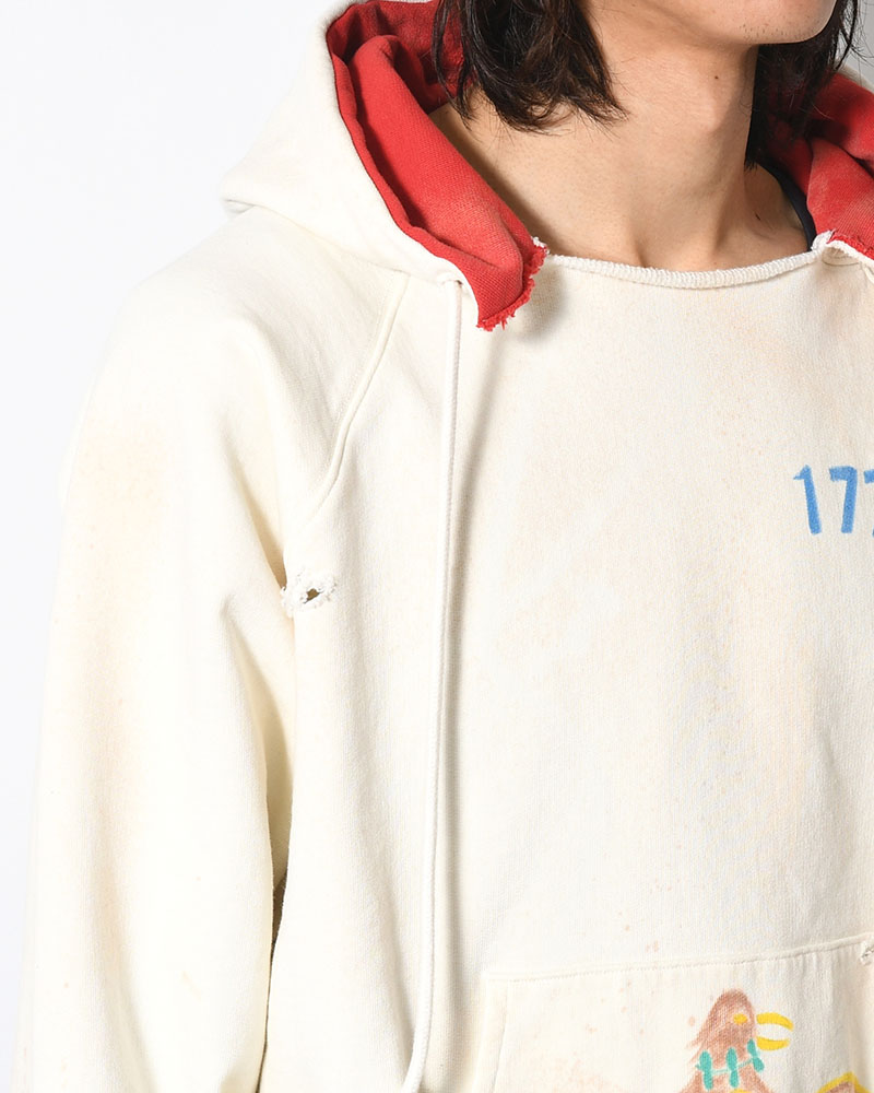 ZIP SCRIBBLE HOODIE -WHITE-