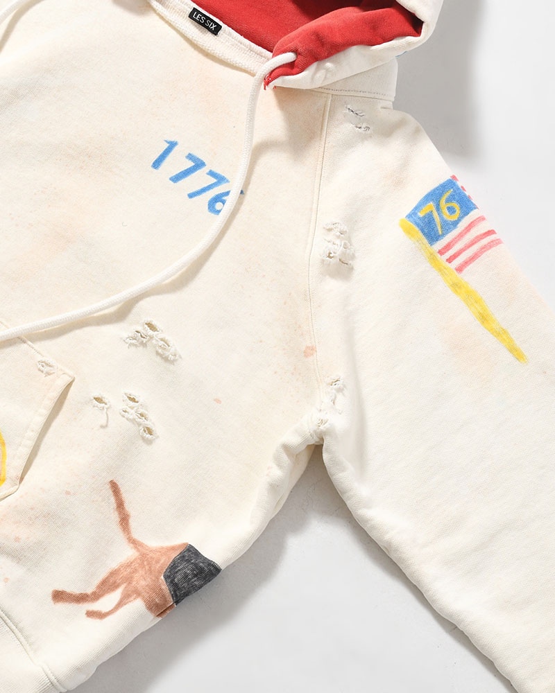 ZIP SCRIBBLE HOODIE -WHITE-